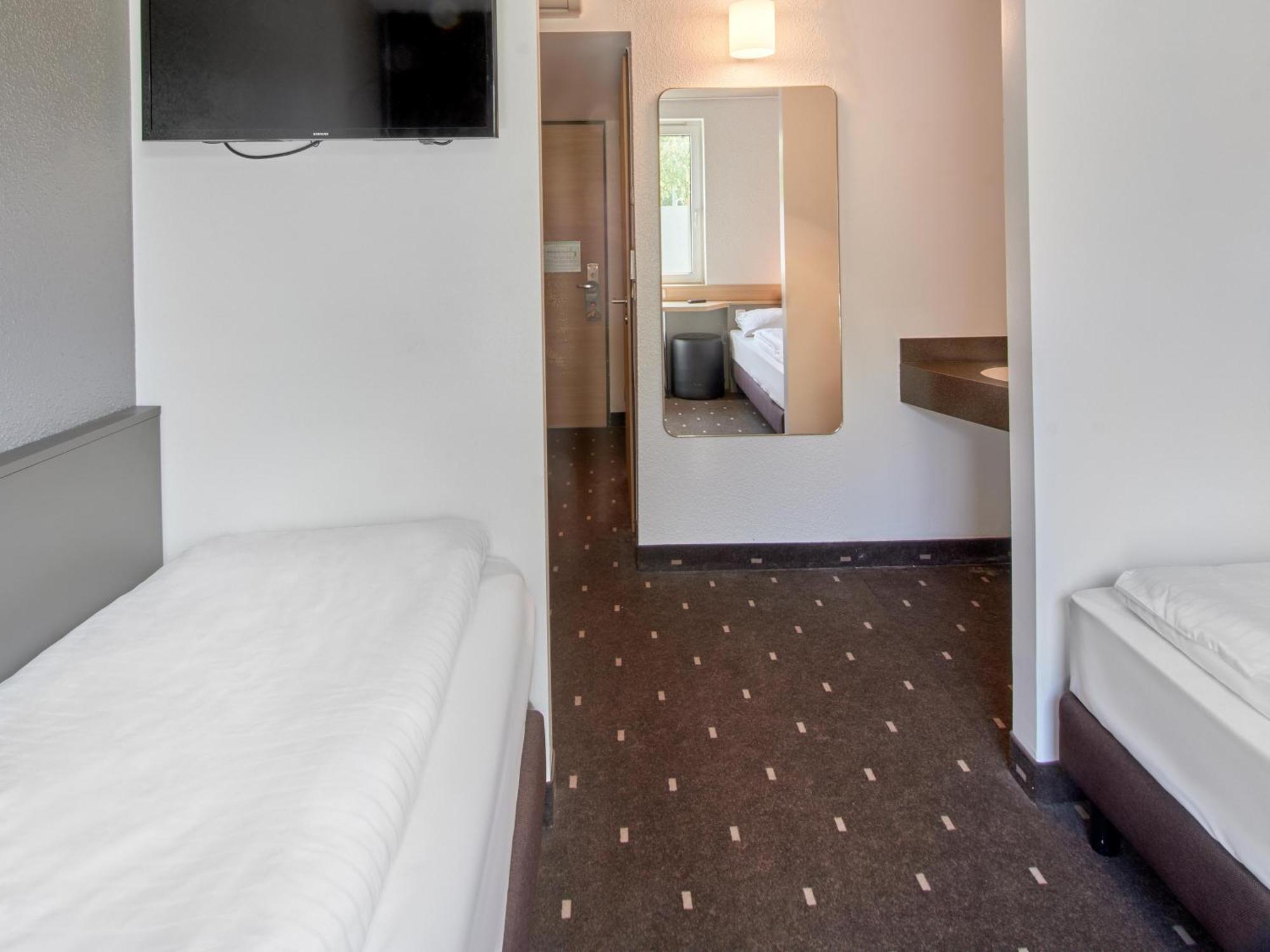 B&B Hotel Offenbach-Sued エクステリア 写真